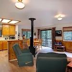 1S Cecils Cabin